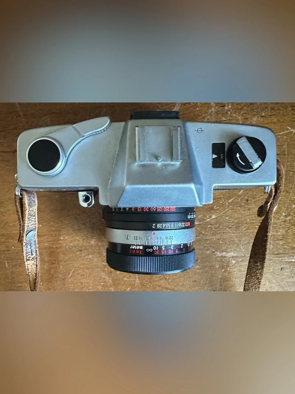 Vintage Topcon Uni 35mm SLR Film Camera w/UV Topcor 1:2 f=53mm Lens & Case Japan